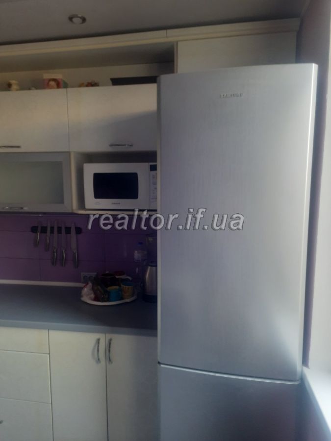 Prodayetsya_3_kimnatna_kvartyra_z_remontom_i_meblyamy_po_vulytsi_Mykolaichuka_22624_4_1695027963.jpeg