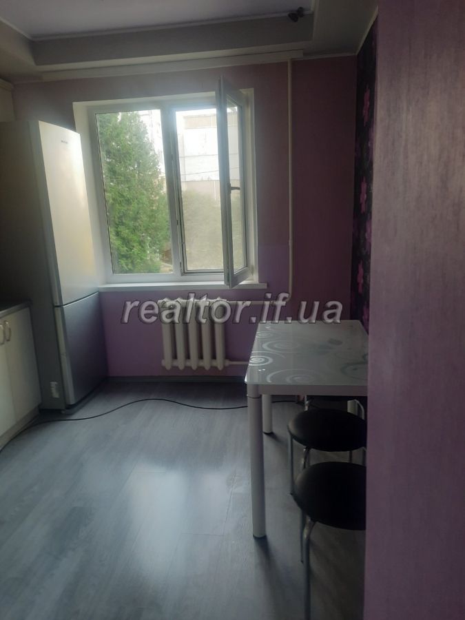 Prodayetsya_3_kimnatna_kvartyra_z_remontom_i_meblyamy_po_vulytsi_Mykolaichuka_22624_8_1695027964.jpeg