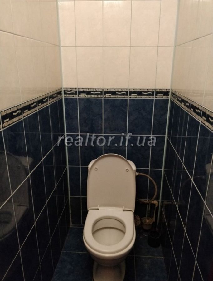 Prodayetsya_4_kimnatna_kvartyra_z_remontom__i_chastkovo_z_meblyamy_po_vulytsi_Halytska_22604_5_1693818552.jpeg