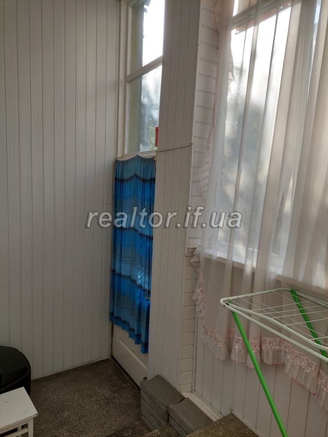 Prodayetsya_4_kimnatna_kvartyra_z_vlasnym_dvorom_ta_okremym_vkhodom_po_vulytsi_Kopernyka_20931_22_1635333916.jpeg
