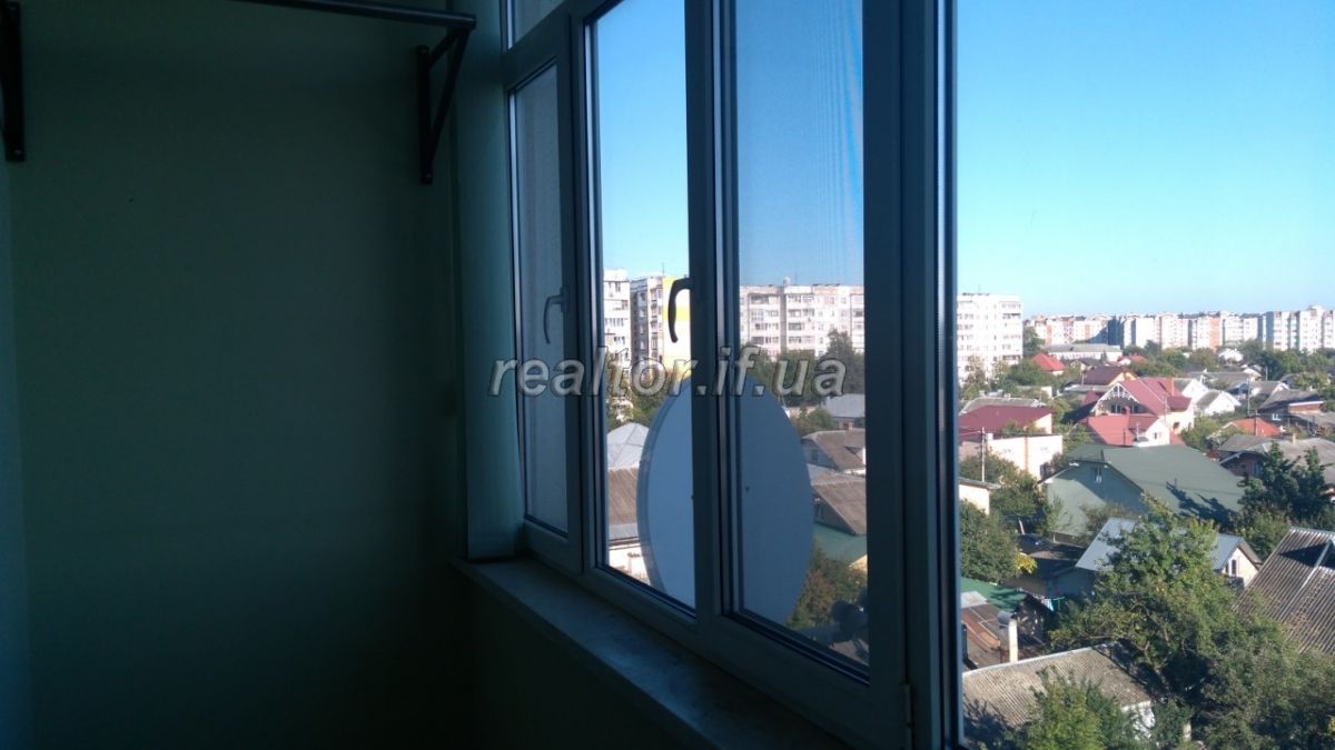 Prodayetsya_6_kimnatna_kvartyra_na_dvokh_rivnyakh_16492_15_1559908810.jpg