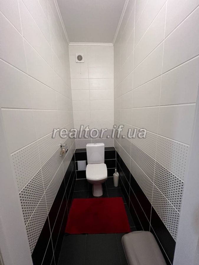 Prodayetsya_chudova_dvorivneva_kvartyra_v_raioni_TRTs_Metro_23528_13_1737108951.jpeg