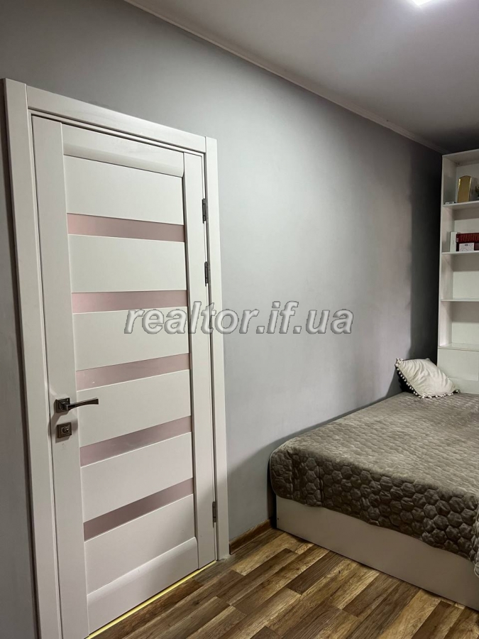 Prodayetsya_chudova_dvorivneva_kvartyra_v_raioni_TRTs_Metro_23528_7_1737108950.jpeg