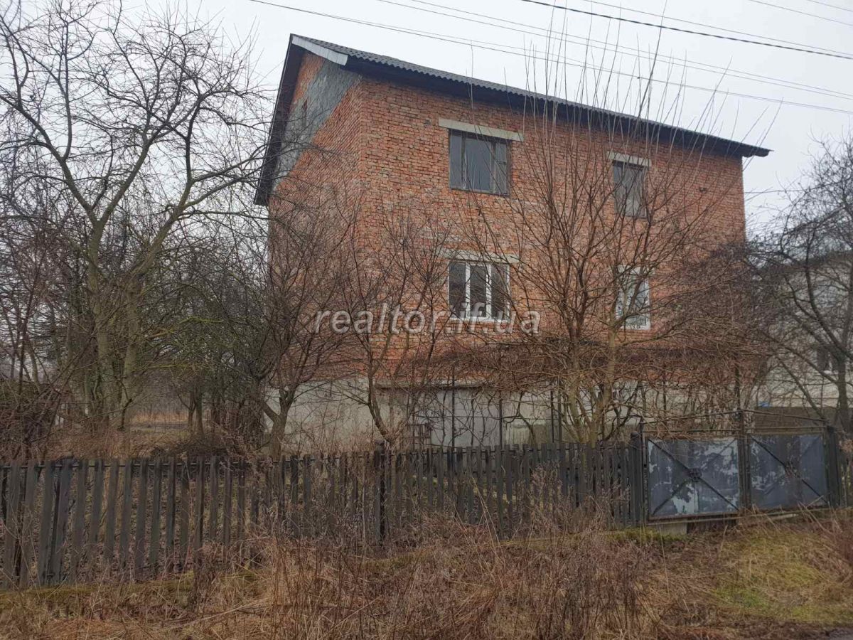 Prodayetsya_dobrotnyi_budynok_v_Kluzevi_17692_3_1582194652.jpg