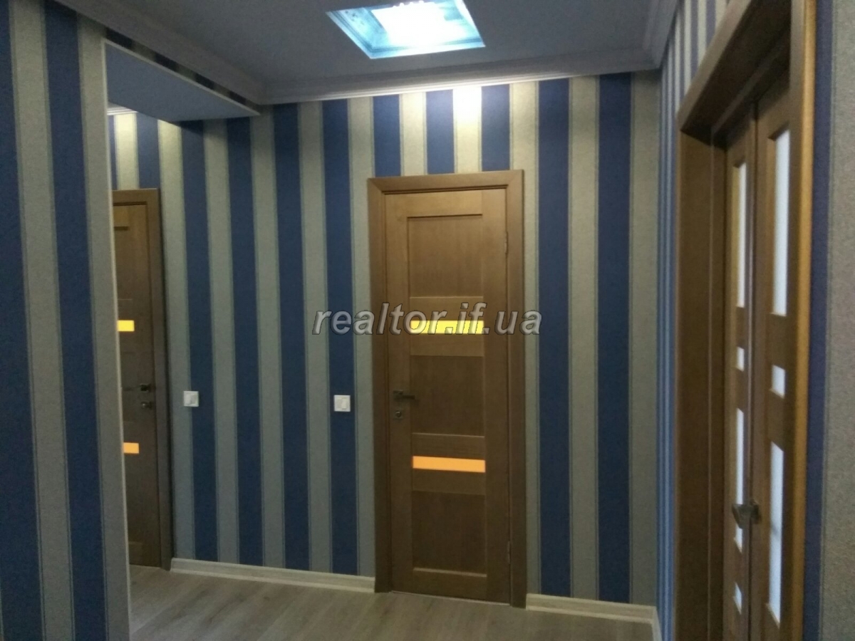 Prodayetsya_dvokhkimnatna_kvartyra_z_yevroremontom_v_raioni_Pasichna_17168_11_1571304261.jpg