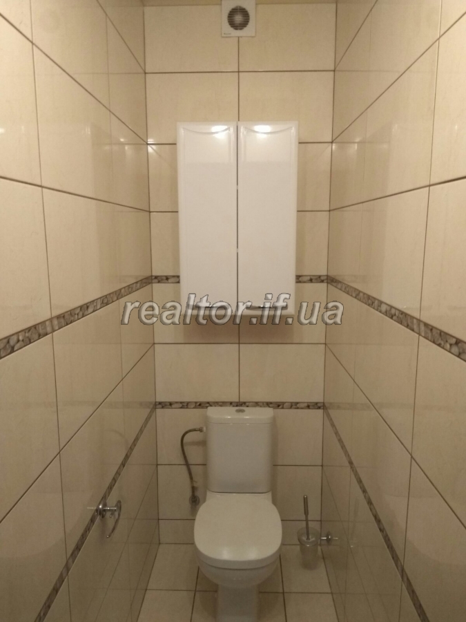 Prodayetsya_dvokhkimnatna_kvartyra_z_yevroremontom_v_raioni_Pasichna_17168_8_1571304261.jpg