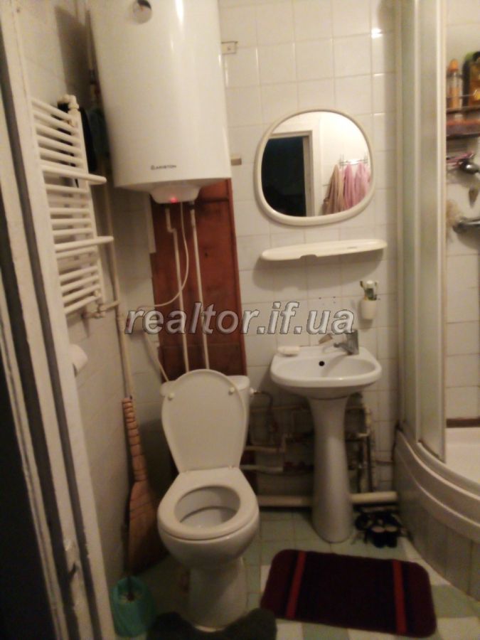 Prodayetsya_dvokimnatna_kvartyra_nepodalik_Metro_po_vulytsi_Vovchynetska_18400_9_1599052825.jpg