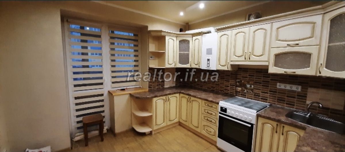 Prodayetsya_dvokimnatna_kvartyra_z_remontom_po_vulytsi_Dovzhenka_poryad_Zaravshanu_19370_1_1612364431.jpeg