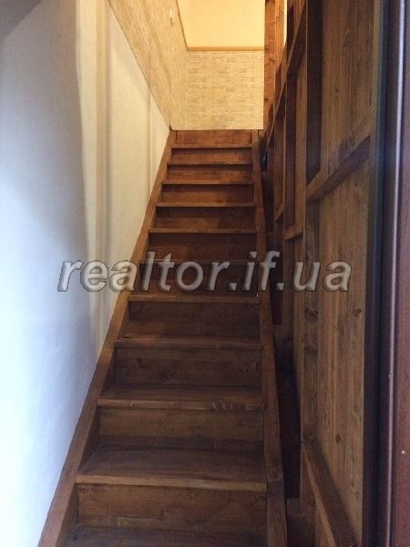 Prodayetsya_harazh_Ivano-Frankivsk_11906_18_1477920365.jpg