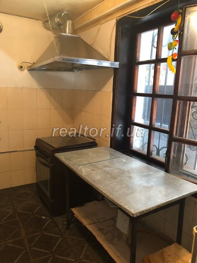 Prodayetsya_hotelno-restorannyi_kompleksz__v_mNadvirna_17543_13_1579608689.jpg
