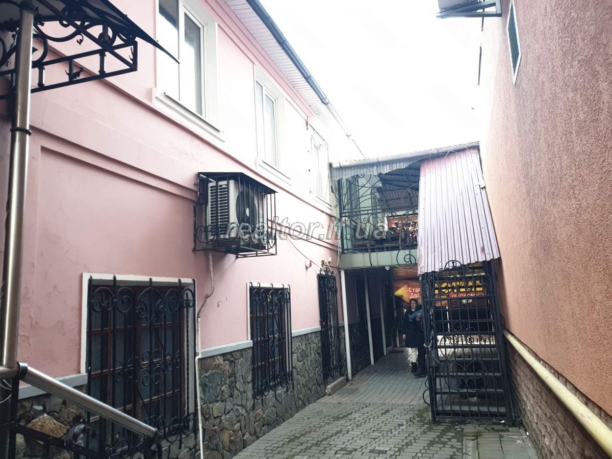 Prodayetsya_hotelno-restorannyi_kompleksz__v_mNadvirna_17543_7_1579608685.jpg