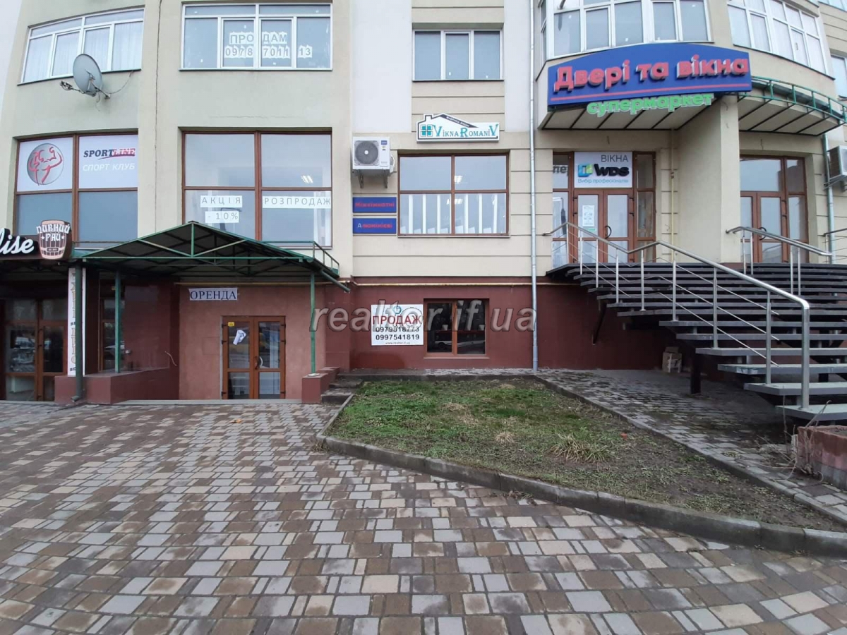 Prodayetsya_komertsiine_prymishchennya_ploshcheyu_311_metriv_po_vulytsi_Halytska_203_17111_17_1583335889.jpg