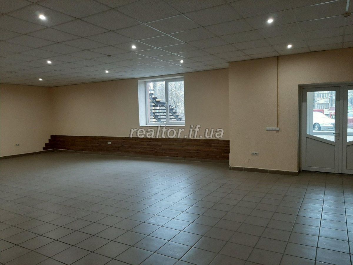 Prodayetsya_komertsiine_prymishchennya_ploshcheyu_311_metriv_po_vulytsi_Halytska_203_17111_22_1583335891.jpg