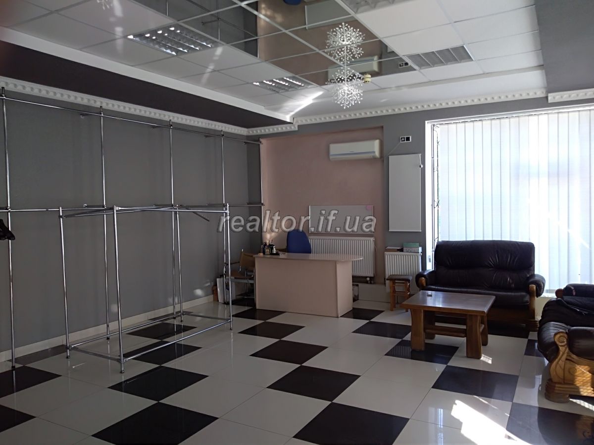 Prodayetsya_komertsiine_prymishchennya_v_misti_Tysmenytsya_14798_2_1528280404.jpg