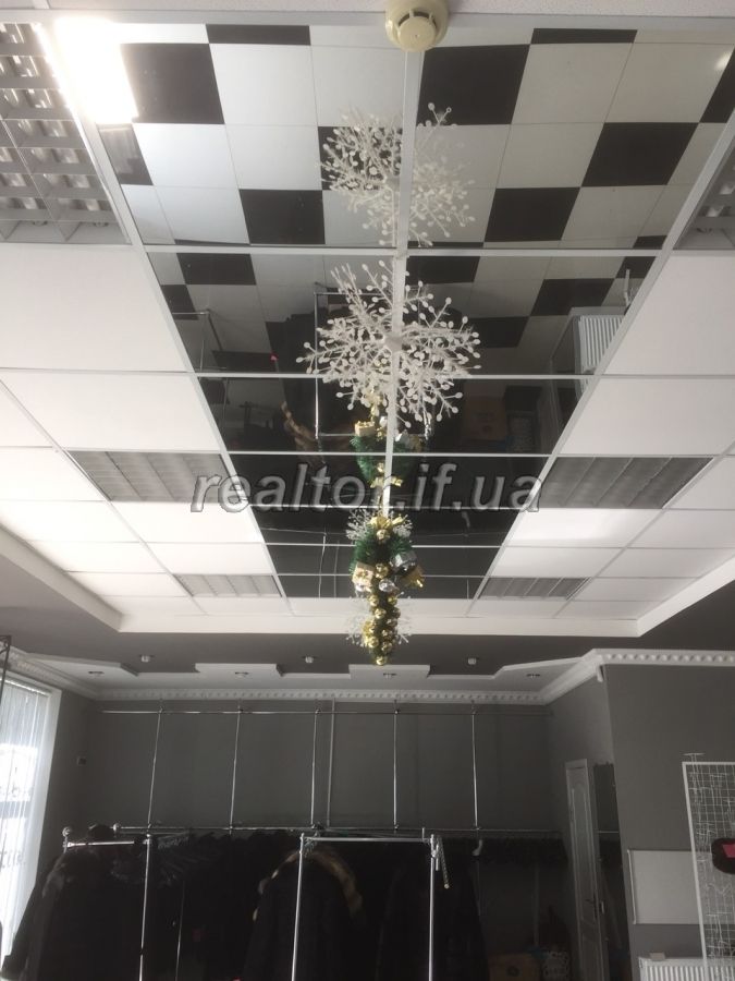 Prodayetsya_komertsiine_prymishchennya_v_misti_Tysmenytsya_14798_3_1525353020.jpg
