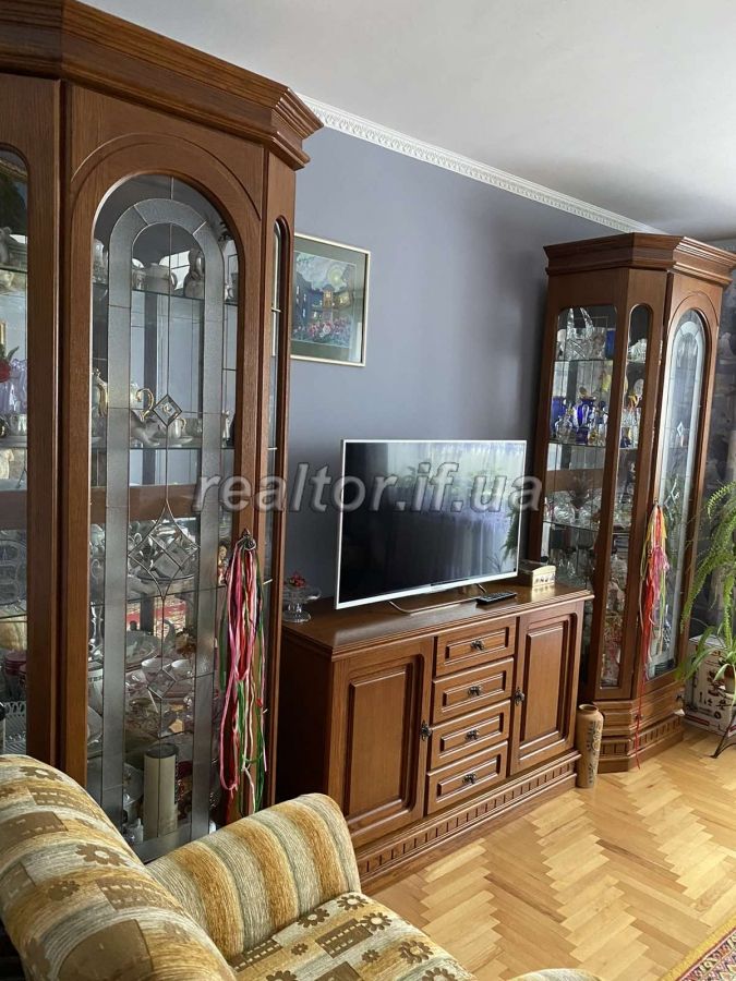 Prodayetsya_kvartyra_z_remontom_po_vulytsi_Vovchynetska_poryad_Kobzaryka_20202_1_1620726225.jpeg