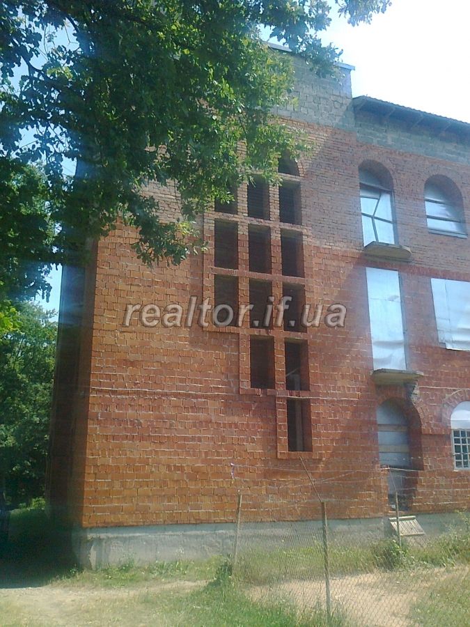 Prodayetsya_mainovyi_kompleks_v_m_Halych_14646_2_1521799257.jpg