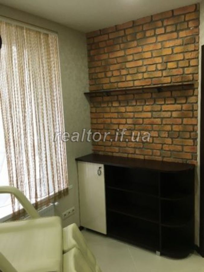 Prodayetsya_nezhytlove_prymishchennya_v_novobudovi__15554_3_1541775175.jpg
