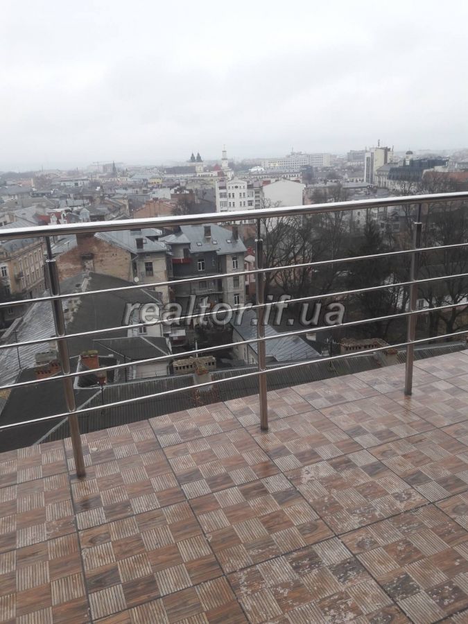 Prodayetsya_ofis_u_samomu_tsentri_mista_z_panoramnym_vydom_na_misto_17662_9_1581758886.jpg