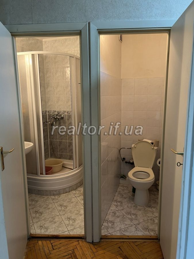 Prodayetsya_prostora_3-kimnatna_kvartyra_na_vulytsi_Konovaltsya_23143_5_1720177414.jpeg