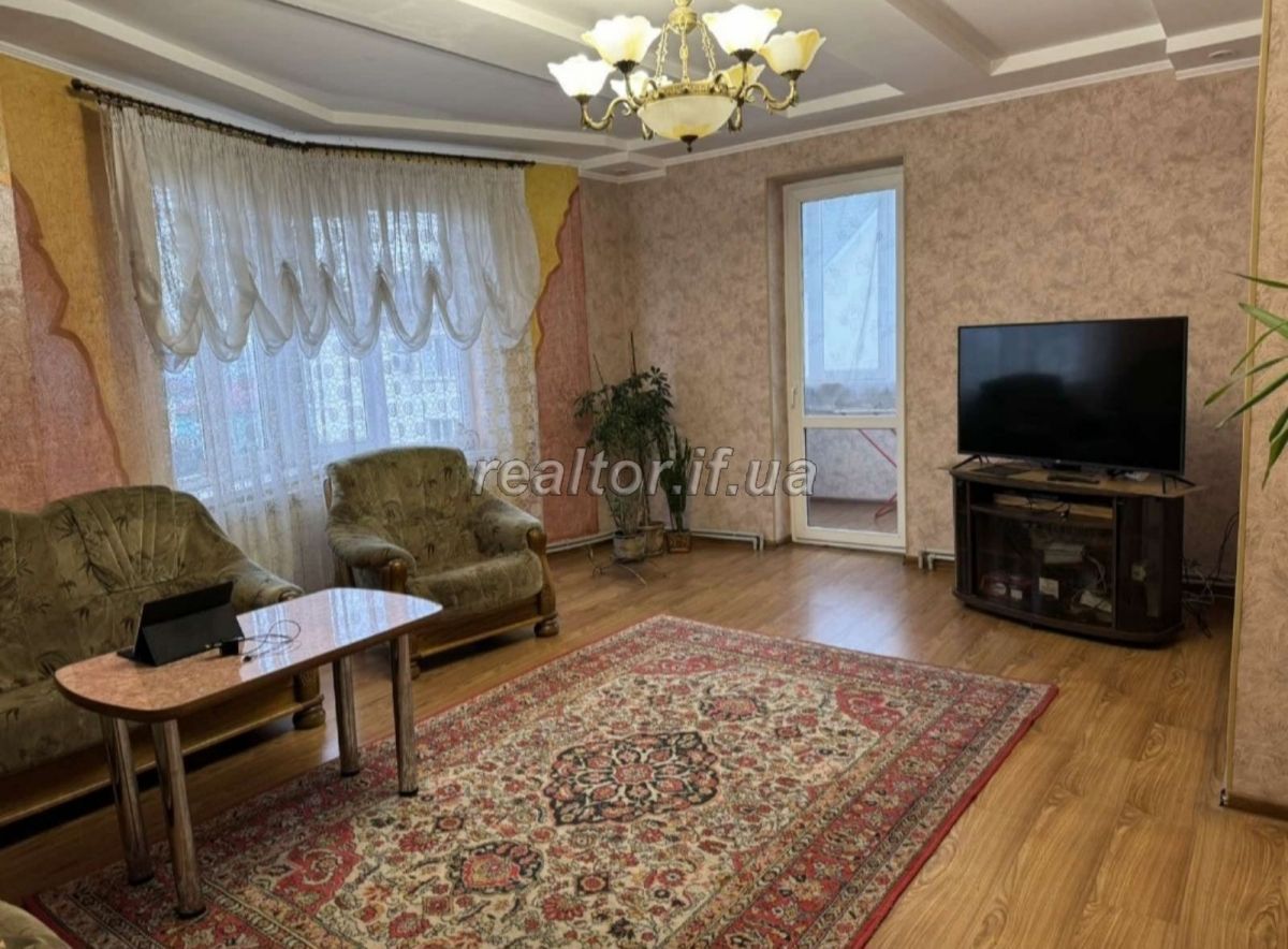 Prodayetsya_prostora_3_kimnatna_kvartyra_v_zatyshnomu_dvori_po_vulytsi_Troleibusna_22769_8_1701338238.jpeg
