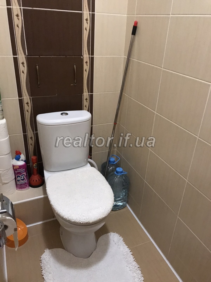 Prodayetsya_prostora_dvokhkimnatna_kvartyra_z_yevroremontom_po_vulytsi_Ukrayinskoyi_Dyviziyi_18659_5_1602229855.jpg