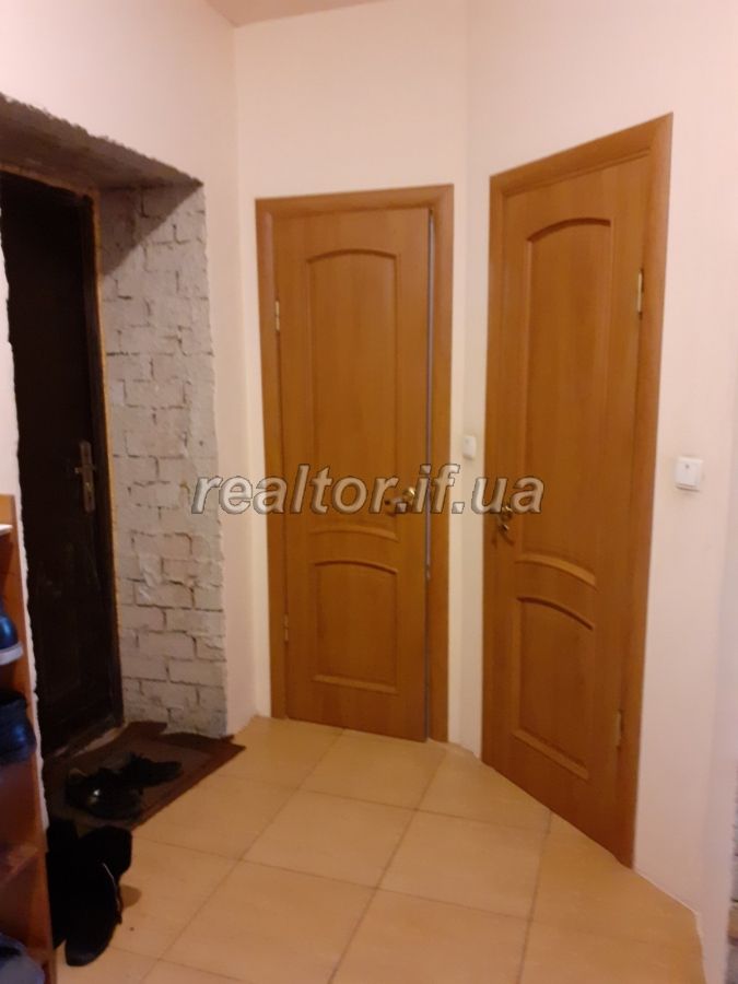 Prodayetsya_prostora_dvokhrivneva_kvartyra_v_harnomu_raioni_v_novomu_obzhytomu_budynku__18186_4_1595856161.jpg