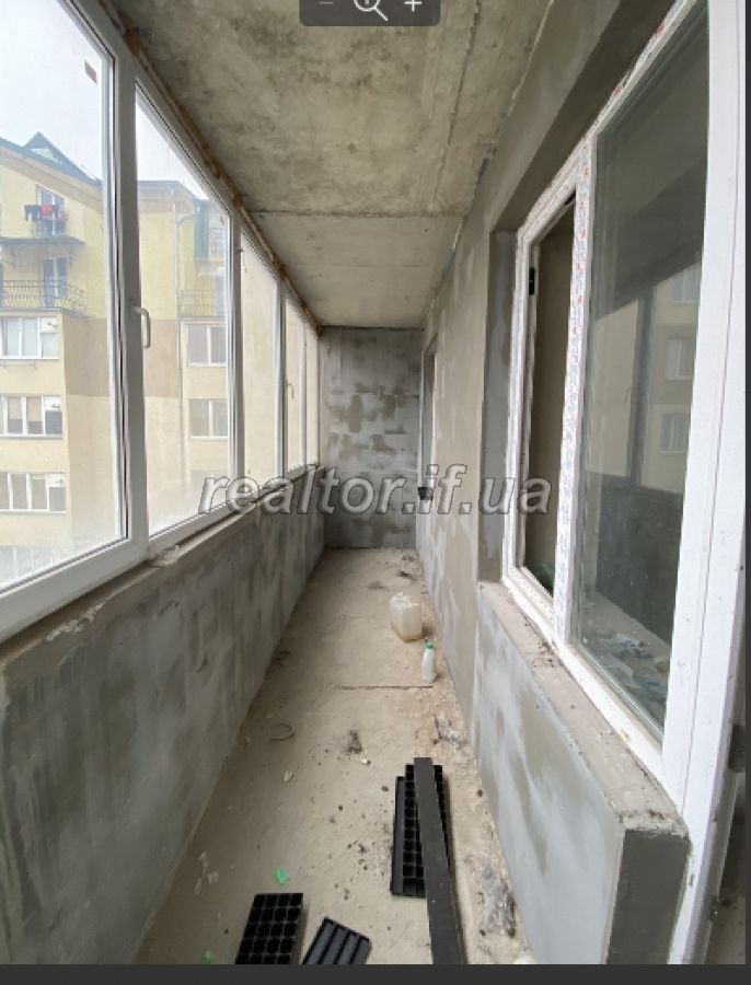 Prodayetsya_prostora_trokhkimnatna_kvartyra_v_samisinkomu_tsentri_mista_v_zdanomu_budynku_19782_11_1615813262.png