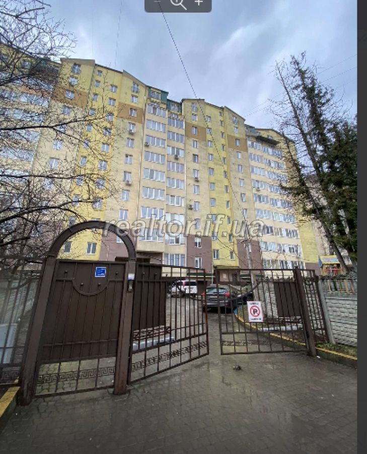 Prodayetsya_prostora_trokhkimnatna_kvartyra_v_samisinkomu_tsentri_mista_v_zdanomu_budynku_19782_13_1615813263.png