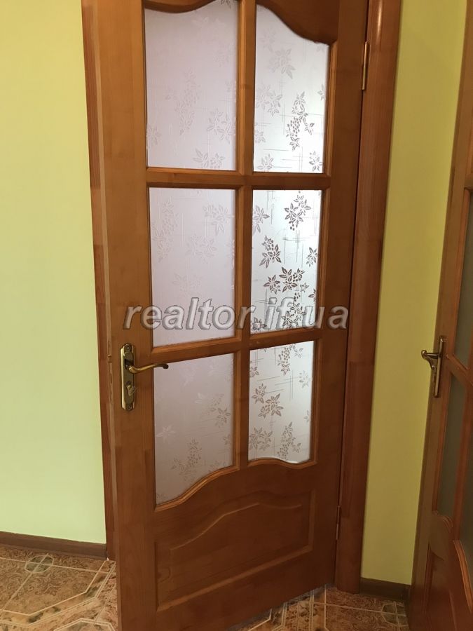 Prodayetsya_prostora_trokhkimnatna_kvartyra_z_yevroremontom_po_vulytsi_Uhornytska_18414_27_1599460698.jpg