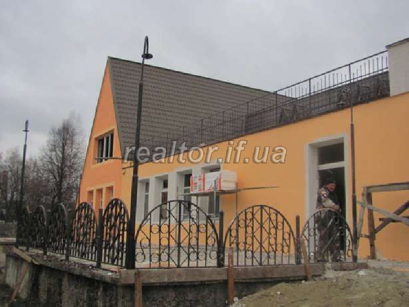 Prodayetsya_prymishchennya_restoranu_poblyzu_richka_ta_vodospad_hirskyi_peizazh_11265_2_1469190600.jpg