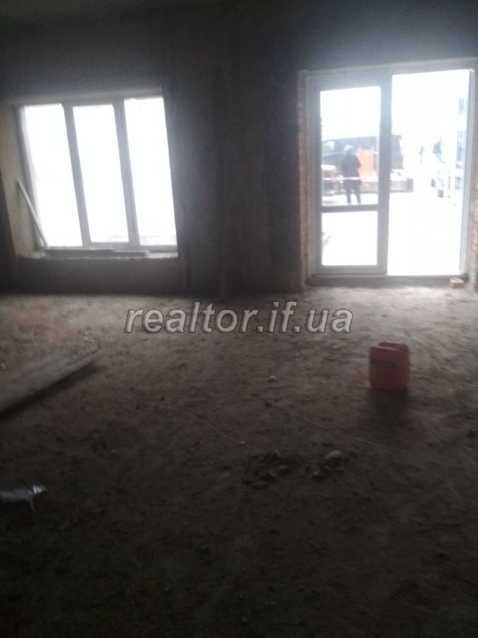 Prodayetsya_prymishchennya_vilnoho_prymishchennya_po_vulVysochana_(pereustupka)_17322_3_1573822816.jpg