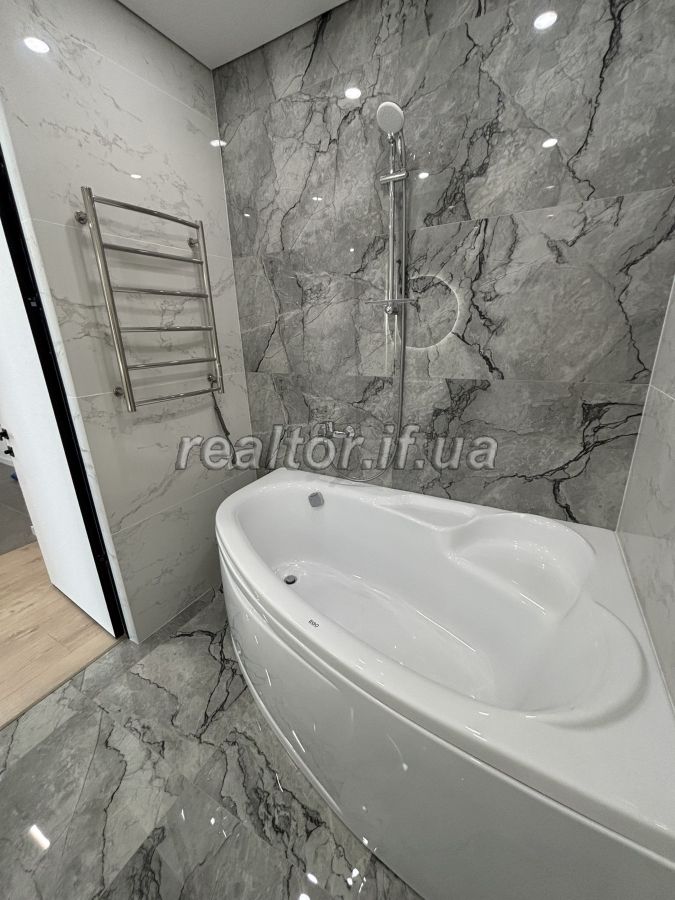 Prodayetsya_stylna_dvokhkimnatna_kvartyra_v_raioni_ZhK_Manhattan_23129_4_1747050239.jpeg