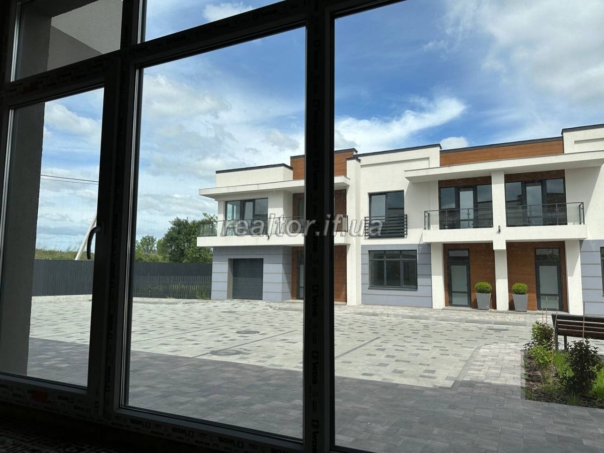 Prodayetsya_stylnyi_taunkhaus_u_kotedzhnomu_mistechku_«City_Villa_Club»_z_vlasnoyu_zemleyu_23019_3_1715178088.jpeg