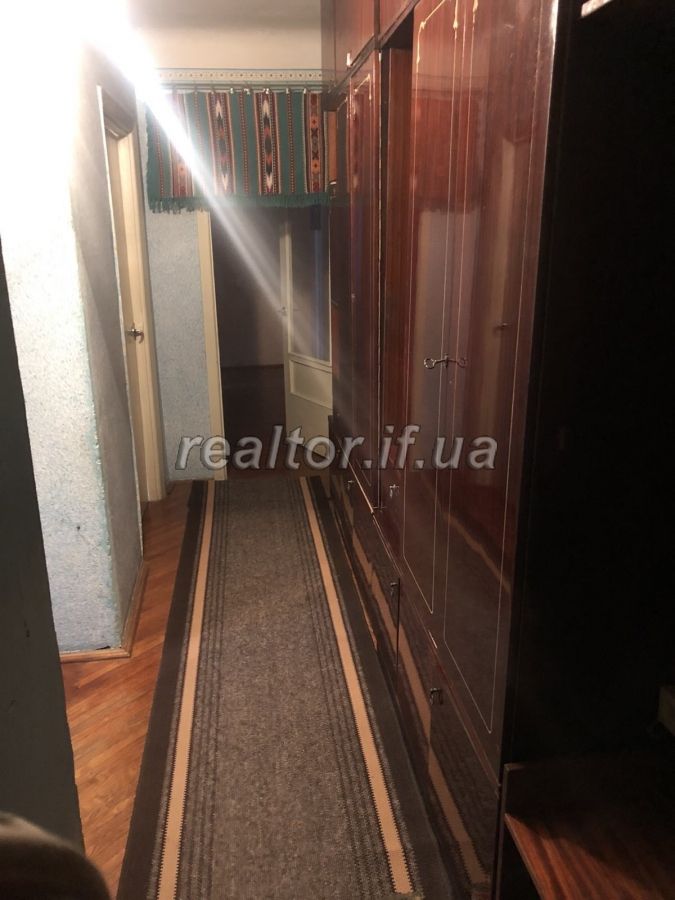 Prodayetsya_trokhkimnatna_kvartyra_v_raioni_tsentru_po_vulytsi_Pulyuya_19300_11_1611584833.jpeg