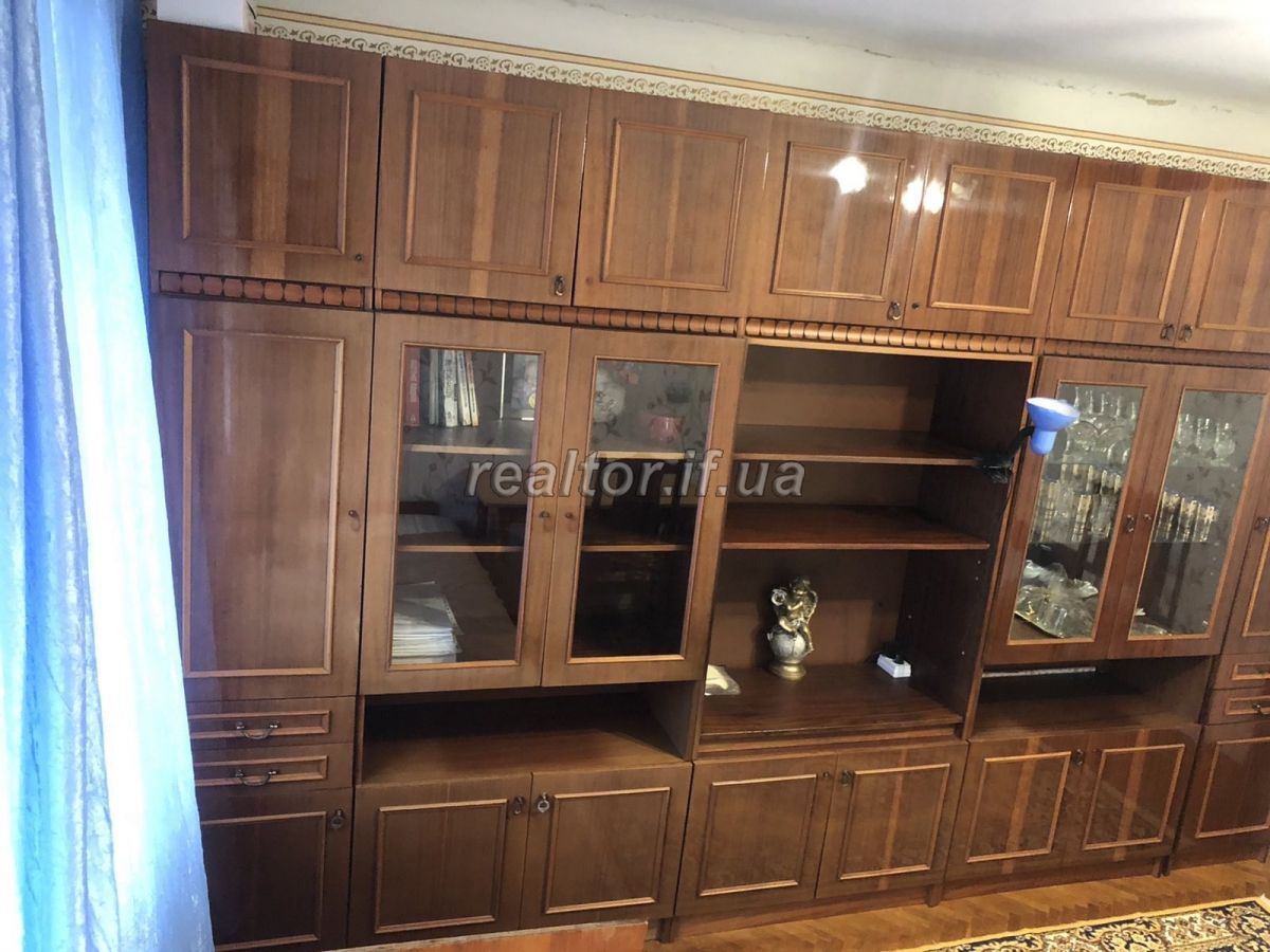 Prodayetsya_trokhkimnatna_kvartyra_v_raioni_tsentru_po_vulytsi_Pulyuya_19300_7_1611584831.jpeg