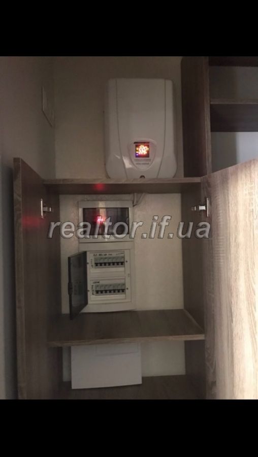 Prodayetsya_trokhkimnatna_kvartyra_z_suchasnym_yakisnym_yevroremontom_v_raioni_Pasichna_po_vulytsi_Halytska_18317_7_1597668217.jpg