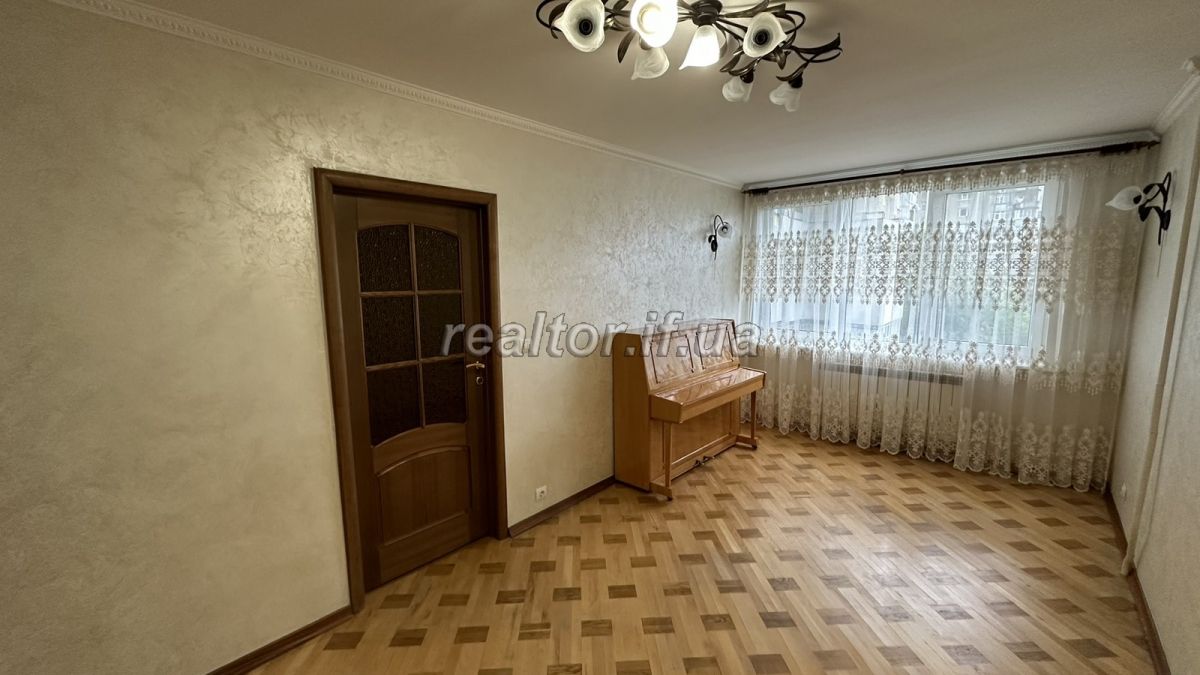 Prodayetsya_trykimnatna_kvartyra_hotova_do_zaselennya_u_zatyshnomu_dvori_po_vulytsi_Stusa_22666_11_1697186901.jpeg