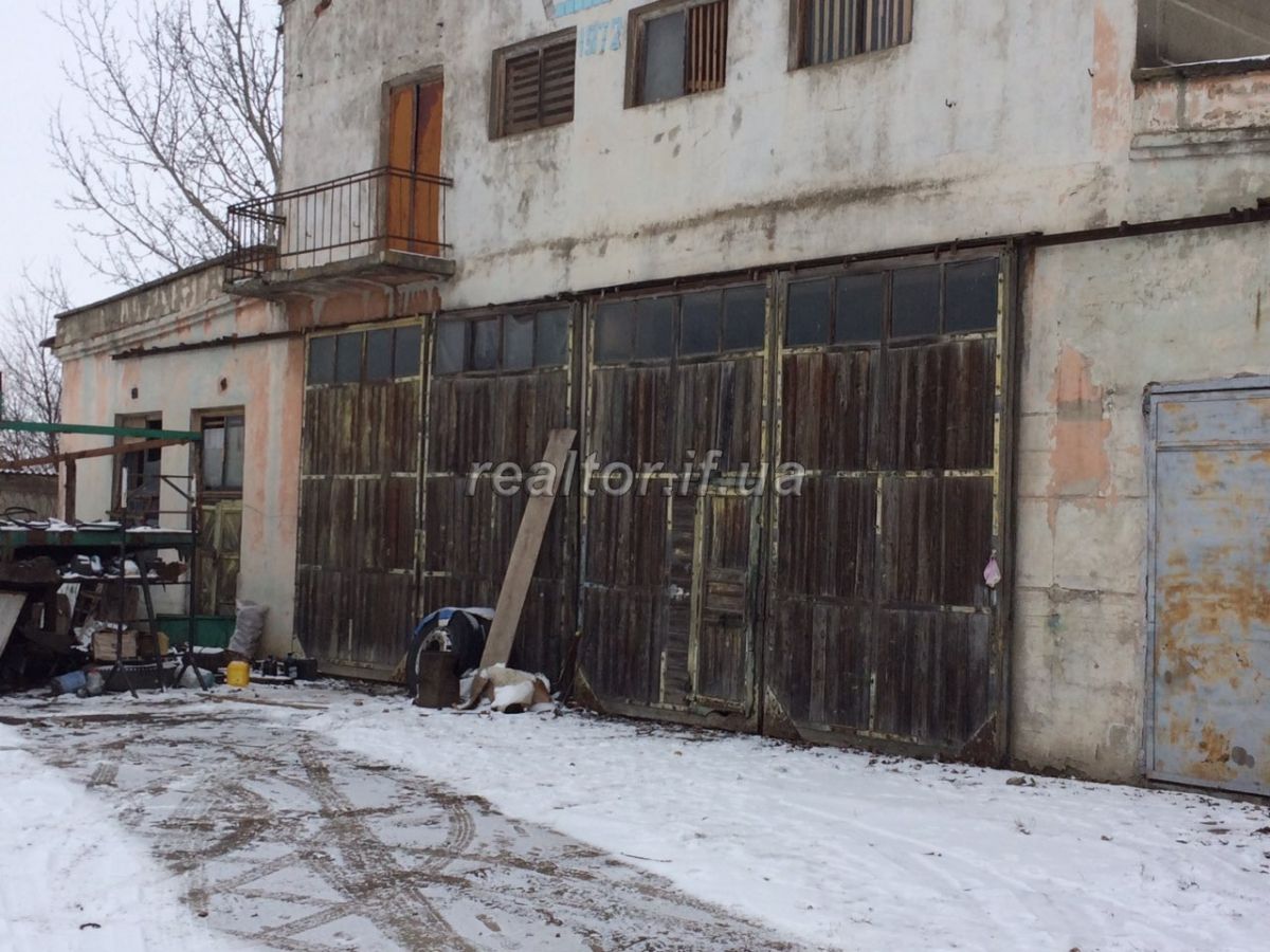 Prodayetsya_tsilisnyi_mainovyi_kompleks_budivel_u_misti_Novoselytsya_15860_27_1549030817.jpg