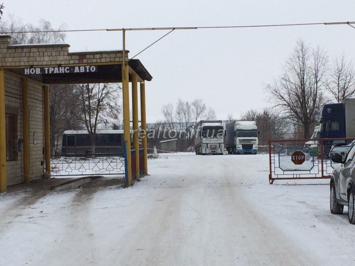 Prodayetsya_tsilisnyi_mainovyi_kompleks_budivel_u_misti_Novoselytsya_15860_2_1549030808.jpg