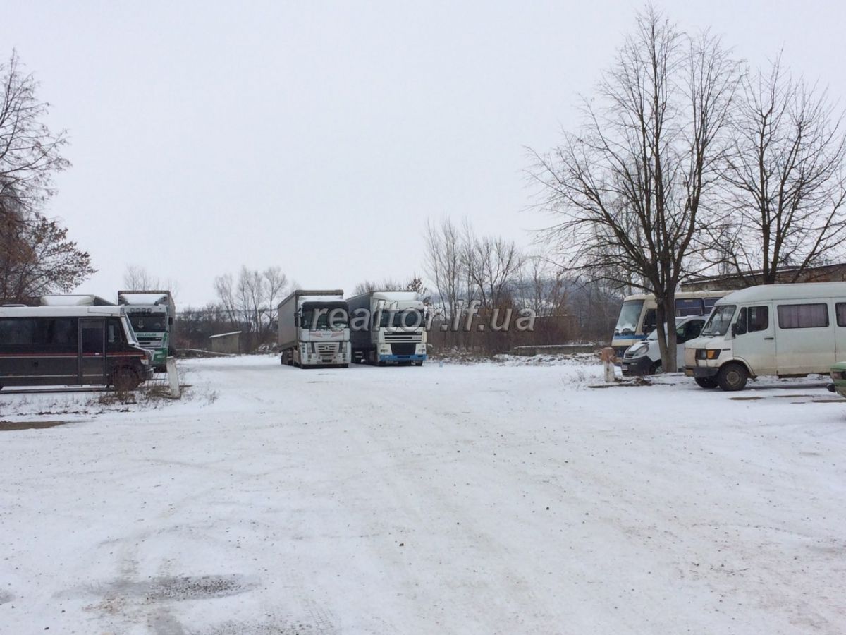 Prodayetsya_tsilisnyi_mainovyi_kompleks_budivel_u_misti_Novoselytsya_15860_42_1549030822.jpg