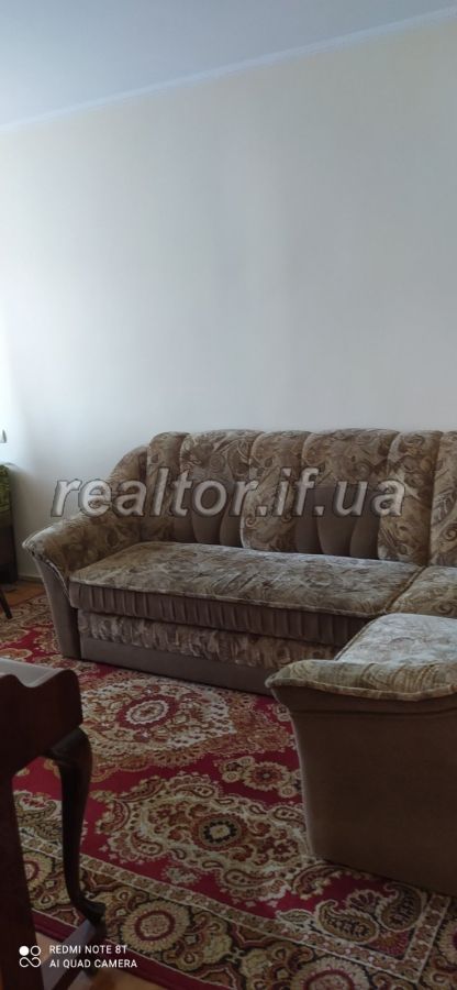 Prodayetsya_velyka_4_kimnatna_kvartyra_v_tsentri_mista_po_vulytsi_Natsionalnoyi_Hvardiyi_21309_4_1643963413.jpeg