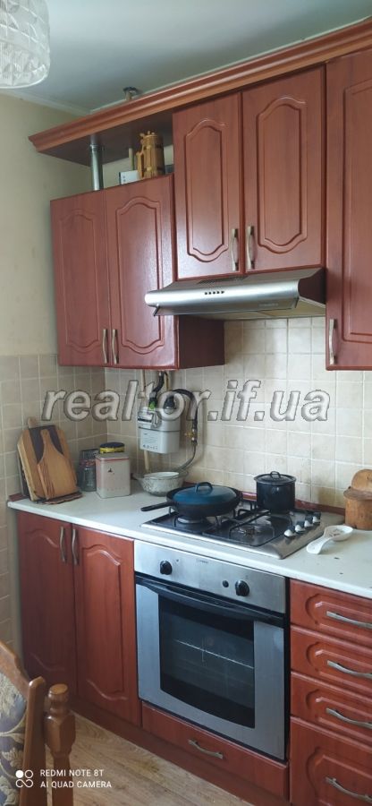 Large 4 bedroom apartment for sale in the city center on the street of the National Guard