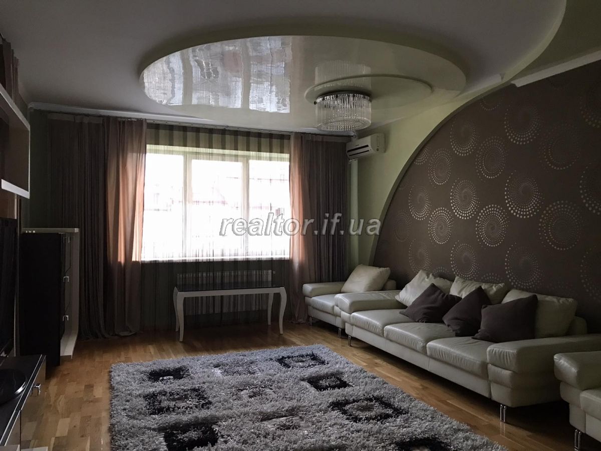 Prodayetsya_velyka_prostora_z_remontom_i_meblyamy_kvartyra_po_vulytsi_Ivasyuka_21055_0_1638449825.jpeg