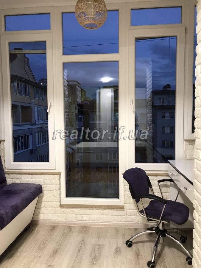 Prodayetsya_velyka_prostora_z_remontom_i_meblyamy_kvartyra_po_vulytsi_Ivasyuka_21055_16_1638449830.jpeg