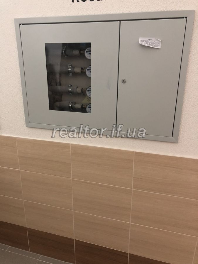 Prodayu_prostoru_kvartyru_po_vulytsi_Dovzhenka_v_ZhK_Mistechko_Kozatske_19418_13_1612872445.jpeg