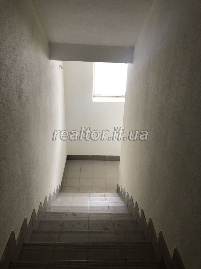 Prodayu_prostoru_kvartyru_po_vulytsi_Dovzhenka_v_ZhK_Mistechko_Kozatske_19418_5_1612872443.jpeg