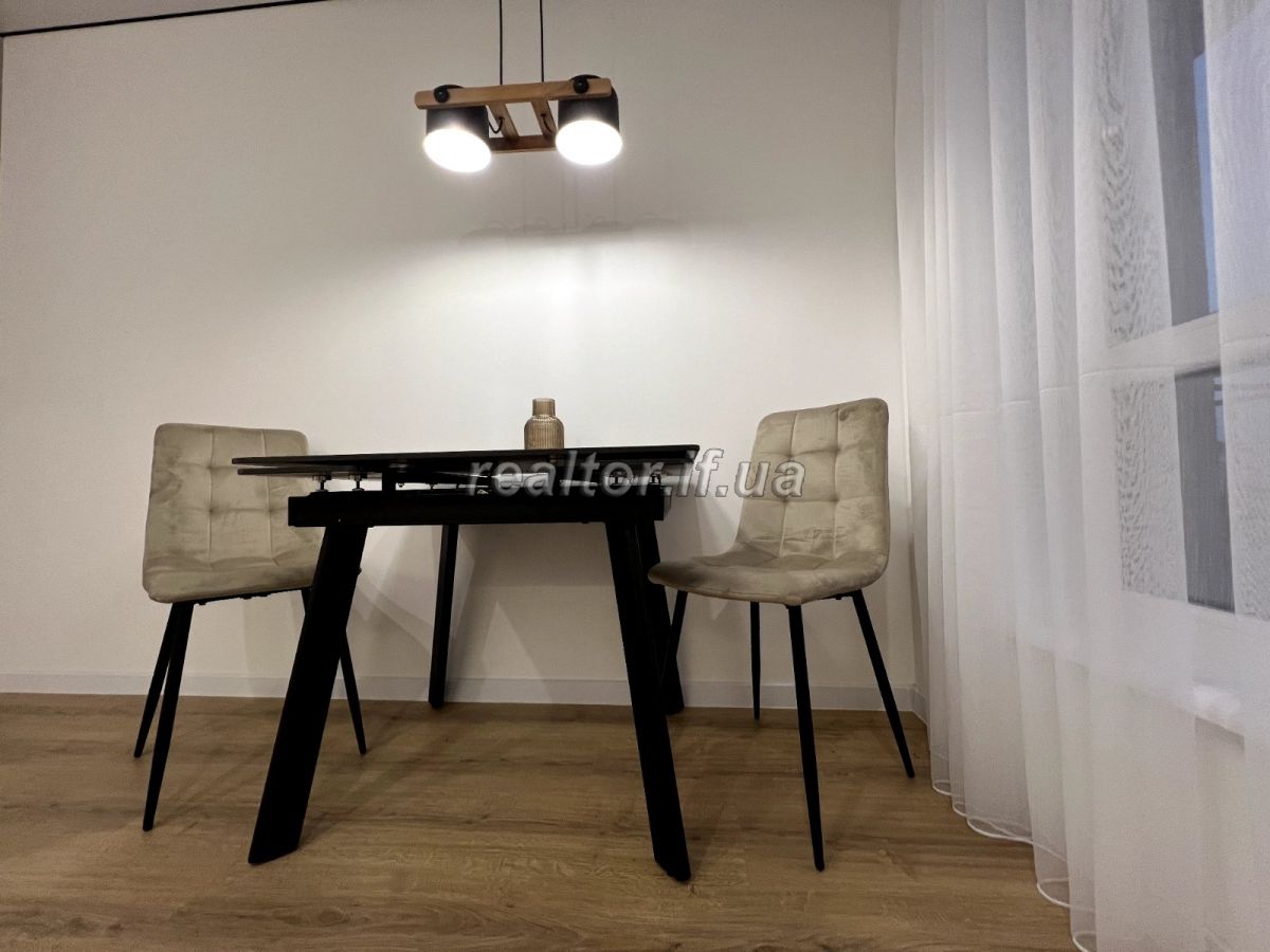 Prodazh_1_kimnatna_kvartyra__z_remontom_ta_meblyamy_v_novobudovi_23893_10_1750427950.jpeg