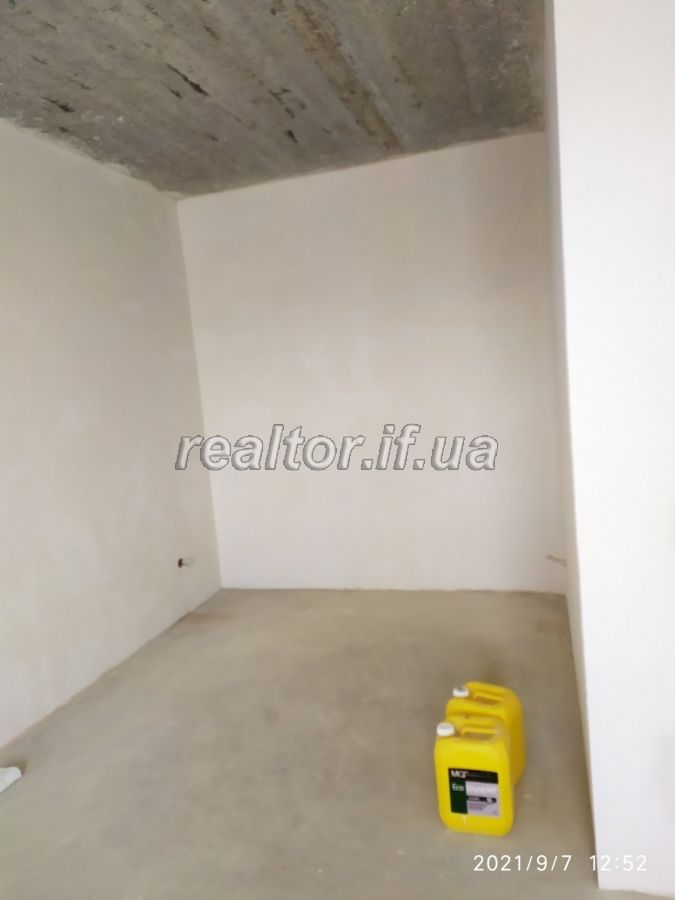 Prodazh_1_kimnatnoyi_kvartyry_nepodalik_tsentralnoyi_chastyny_mista_iz_nezavershenym_remontom_20672_1_1631773748.jpeg