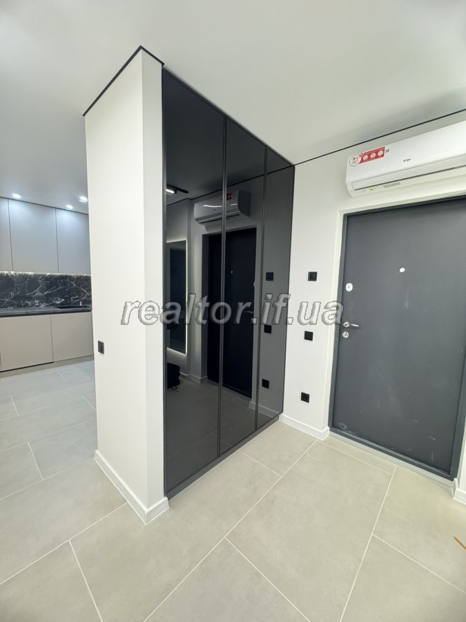 Prodazh_2_kimnatnoyi_ukomplektovanoyi_kvartry_ZhK_Femeli_Plaza_23706_2_1744713110.jpeg